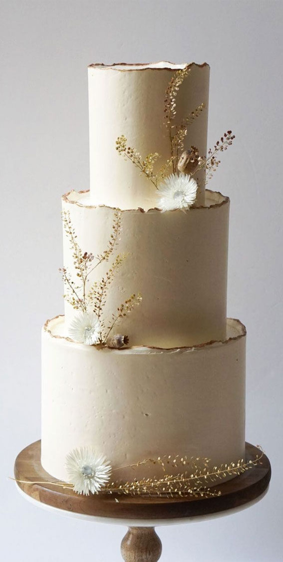25 Best Simple Wedding Cakes 2021 : Simple Wedding Cake with Dried Flowers