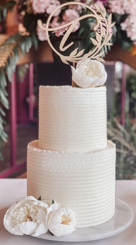25 Best Simple Wedding Cakes 2021 : Simple Textured Two Tier Wedding Cake