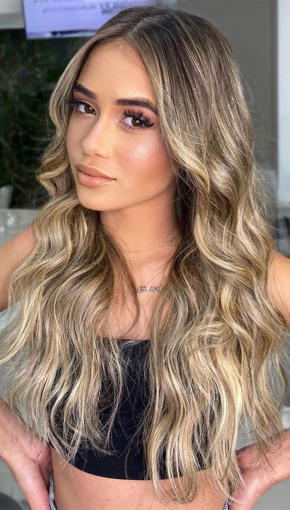 35 Best Blonde Hair Ideas & Styles For 2021 : Blonde Beach Hairstyle