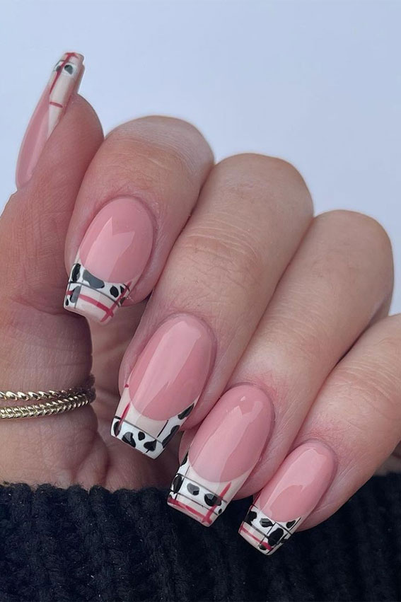 20 Autumn French Nails 2021 To Inspire You : Cow Print & Tartan French Tip Nails