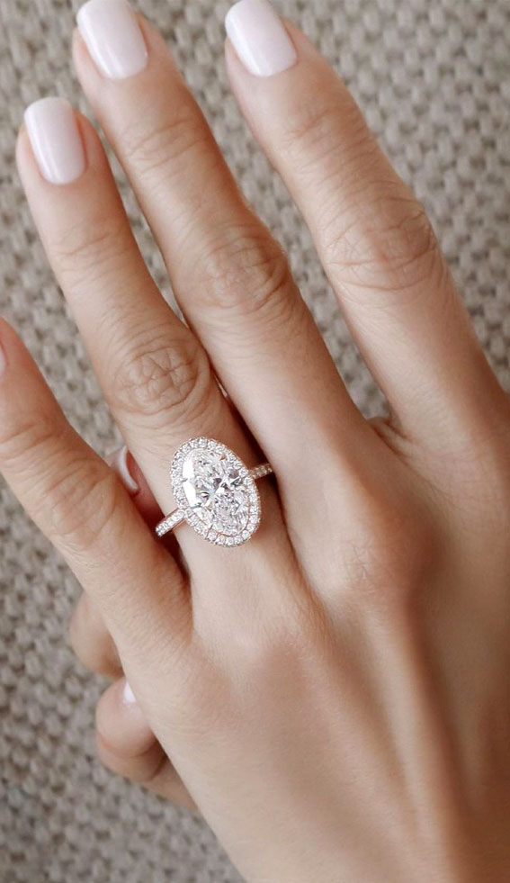 30 Oval Engagement Rings The Perfect Choice : Rose Gold Halo Oval Cut
