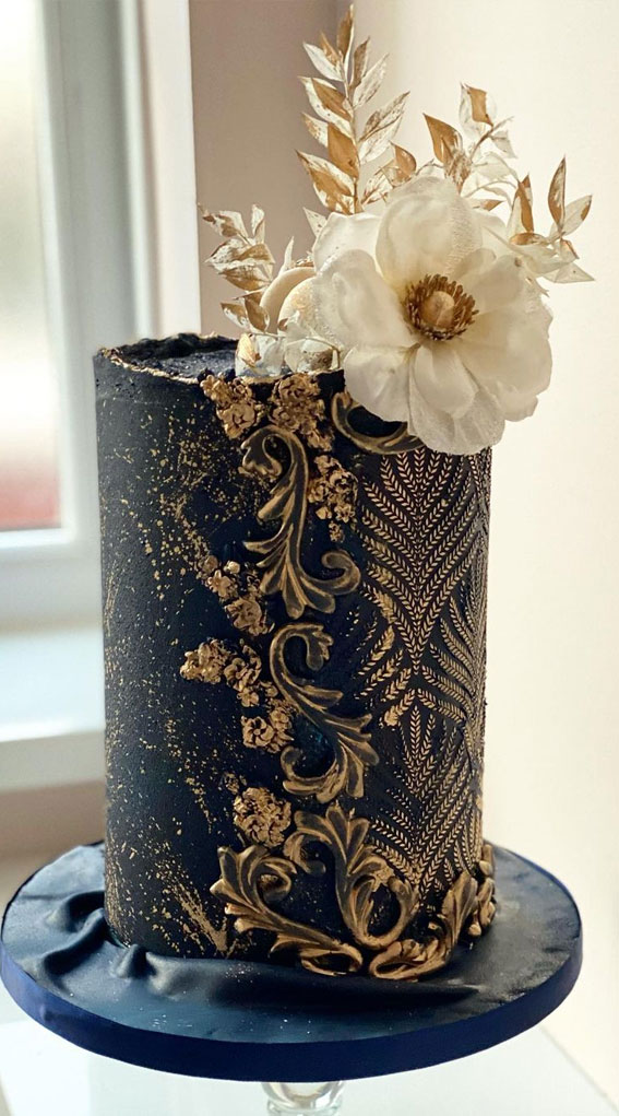 black and gold cake, cake decorating ideas, chocolate cake decorating ideas, birthday cake, birthday cake ideas, cake designs, cute cake ideas