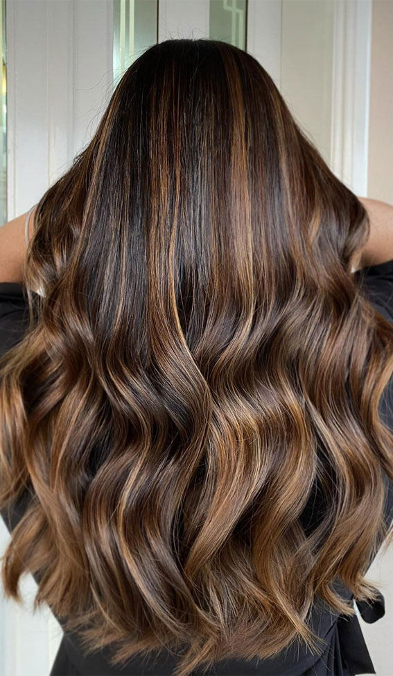 39 Best Autumn Hair Colours & Styles For 2021 : Woody Mahogany Inspired  Balayage