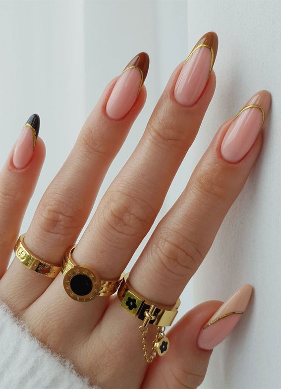 Cute Fall Nails To Help You Get Ready for Autumn Manicure : Gold & Shades of Fall Leave French Tip Nails