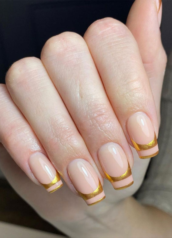 double layer gold tip nails, metallic french tip nails, thanksgiving nails, gold tip nails, gold french tip nails , autumn nail colors