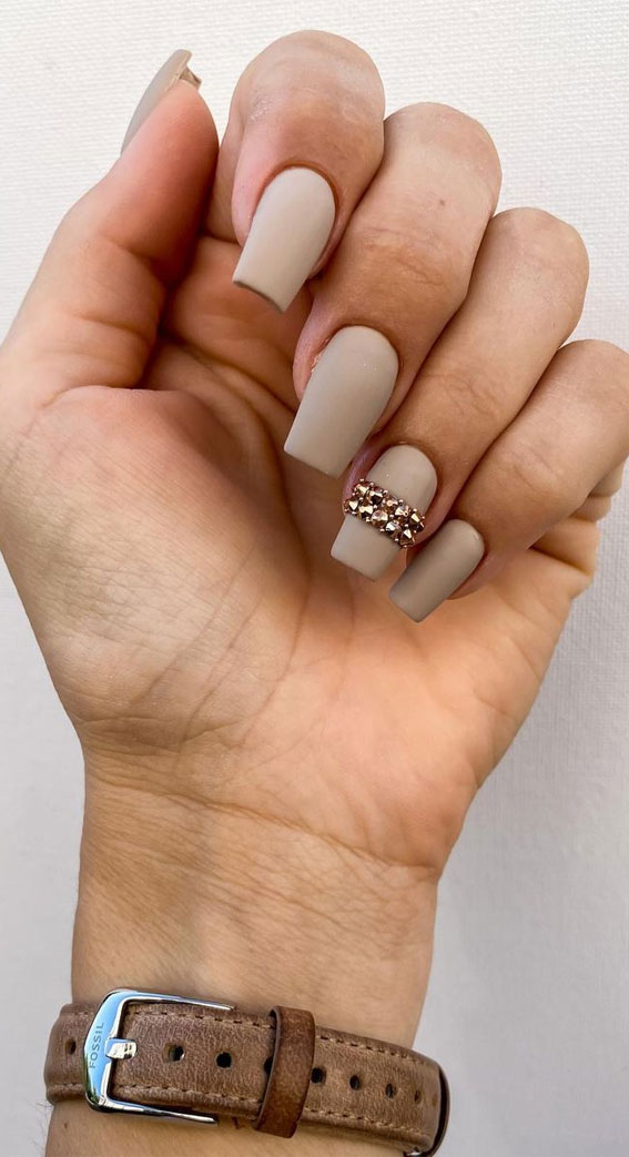 50 of the Best Fall Nail Design Ideas - 2022