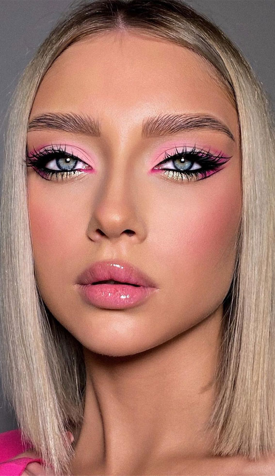 34 Creative Eyeshadow Looks That’re Wearable : Gold and Pink Eyeshadow