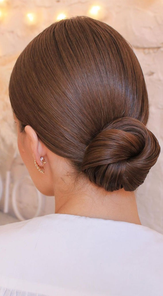 23 Updos For Medium Length : Sleek and Simple Low Knot