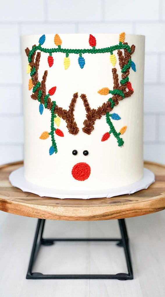 Pretty Christmas Cake Ideas For Your Festive Holiday Table : Simple Reindeer Christmas Cake