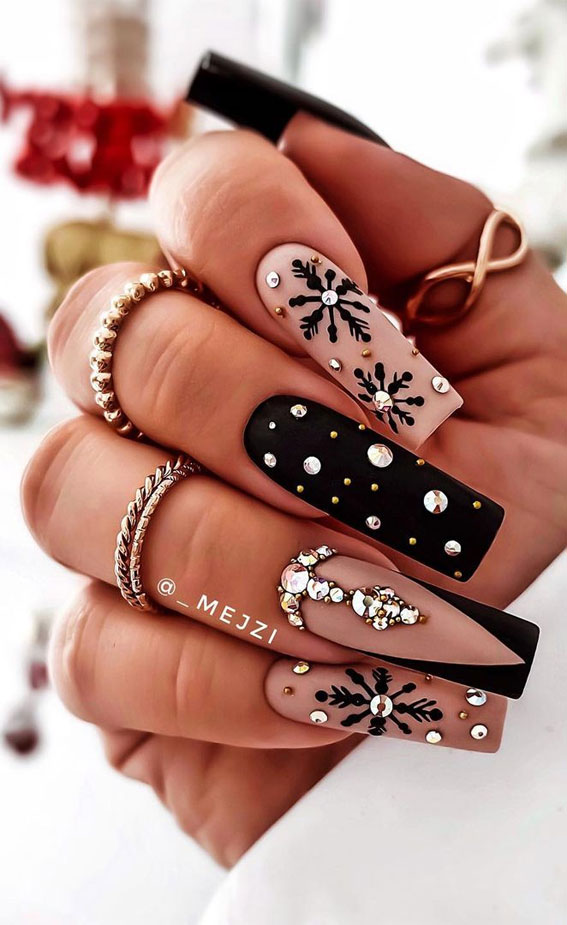 25 Pretty Holiday Nail Art Designs 2021 : Matte Black and Nude Coffin Christmas  Nails