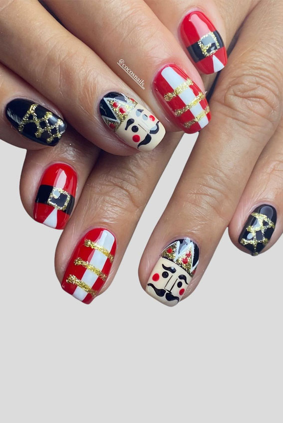 30+ Christmas and Holiday Nail Designs for Every Taste : Nutcracker Christmas Nails
