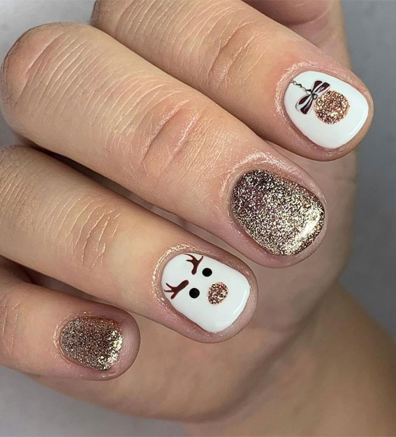 25 Pretty Holiday Nail Art Designs 2021 : Glitter Reindeer Christmas Nails