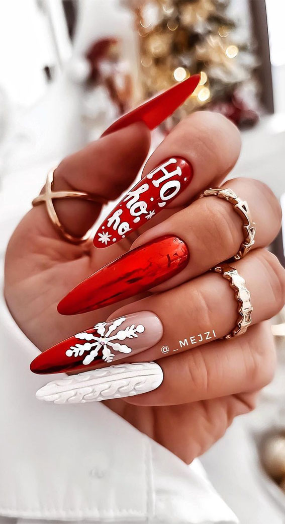 25 Pretty Holiday Nail Art Designs 2021 : Snowflake, Red and White Christmas Nails