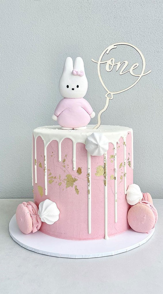25 Cute Baby Girl First Birthday Cakes : Little Bunny Pink Cake