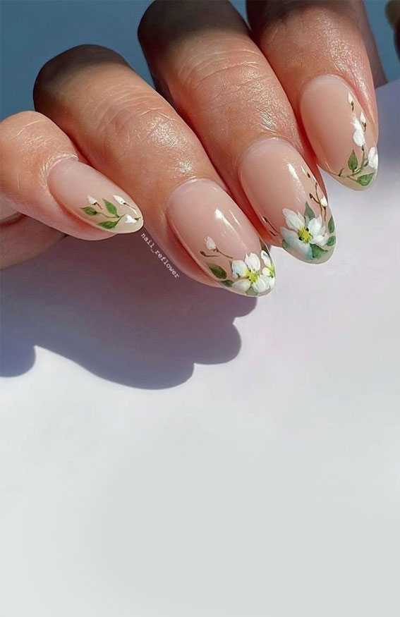 40 Modern French Style Nails To be Wearing in 2022 : Flower French Mani