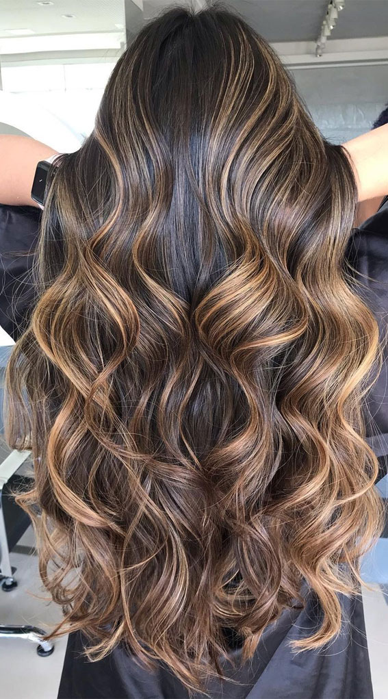 38 Best Hair Colour Trends 2022 That’ll Be Big : Brunette lit with a mix of tones