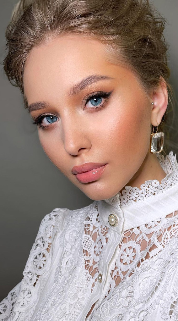 40 Best Wedding Makeup Ideas for 2022 : Brown Gold & Glossy Lips