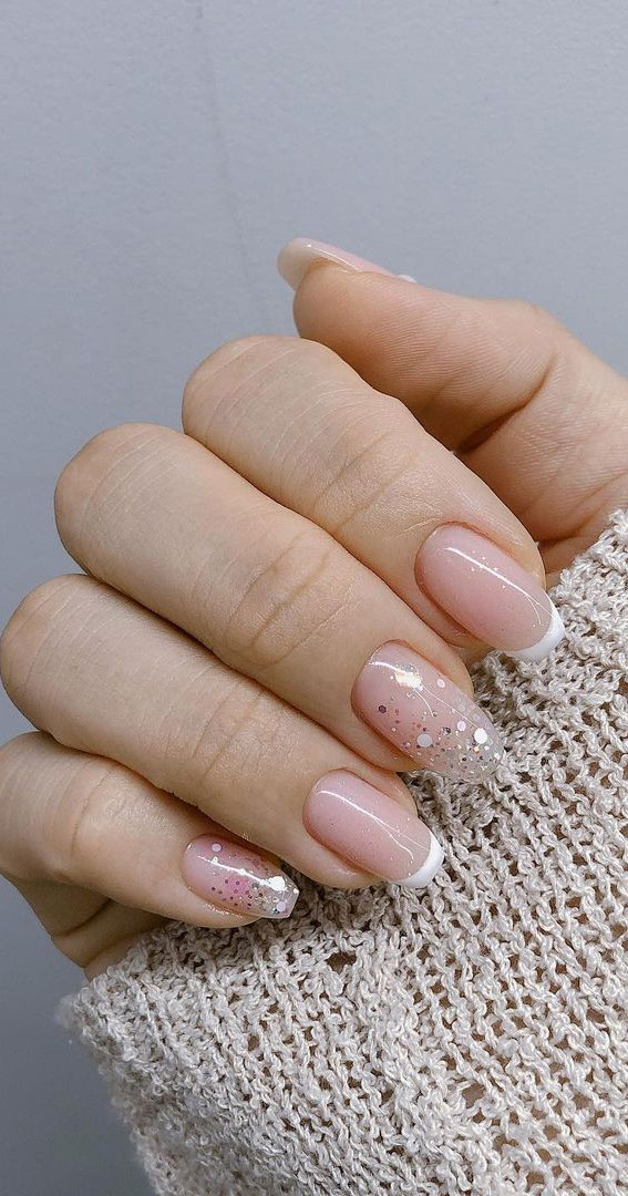 40 Best Wedding Nails 2022 : Classic French Paired + Glitter Nails