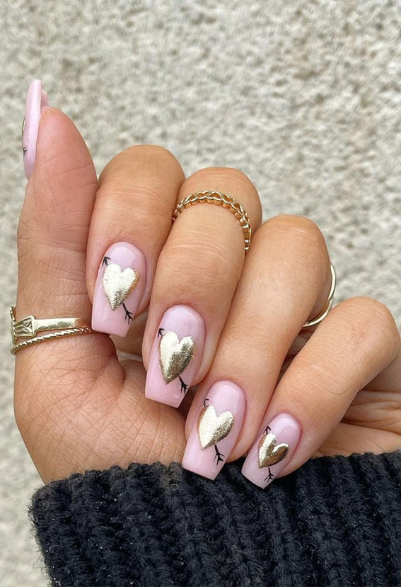 42 Cute Valentine’s Day Nails for 2022 : Chrome Heart Nude Pink Nails