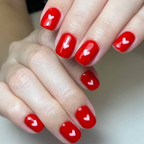 42 Cute Valentine’s Day Nails for 2022 :  Short Red Nails with White Hearts