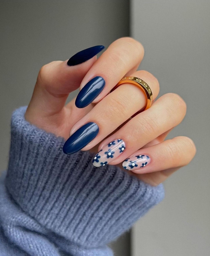 40+ Best Spring Nail Art Designs : Mix n Match Flower Blue Nails
