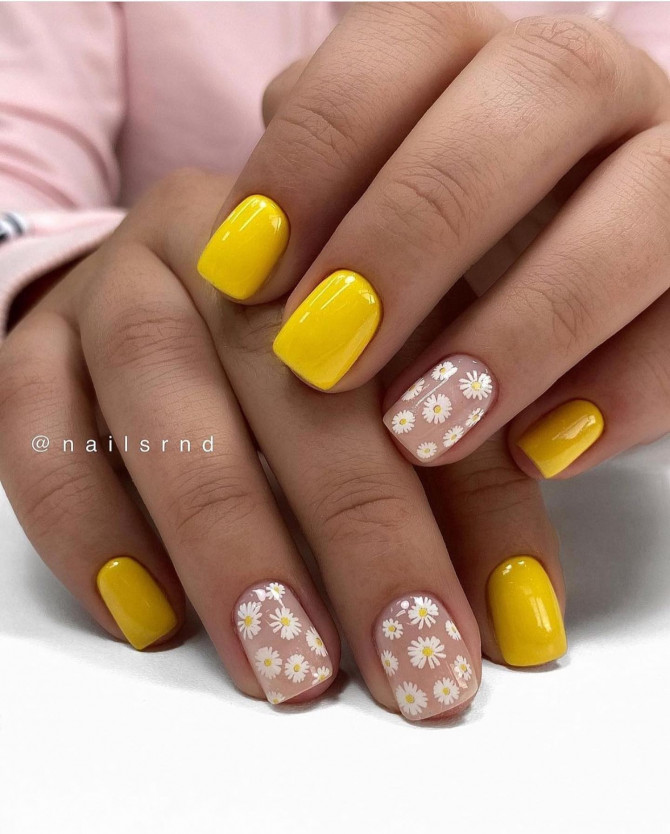 40+ Best Spring Nail Art Designs : Daisy & Yellow Short Nails