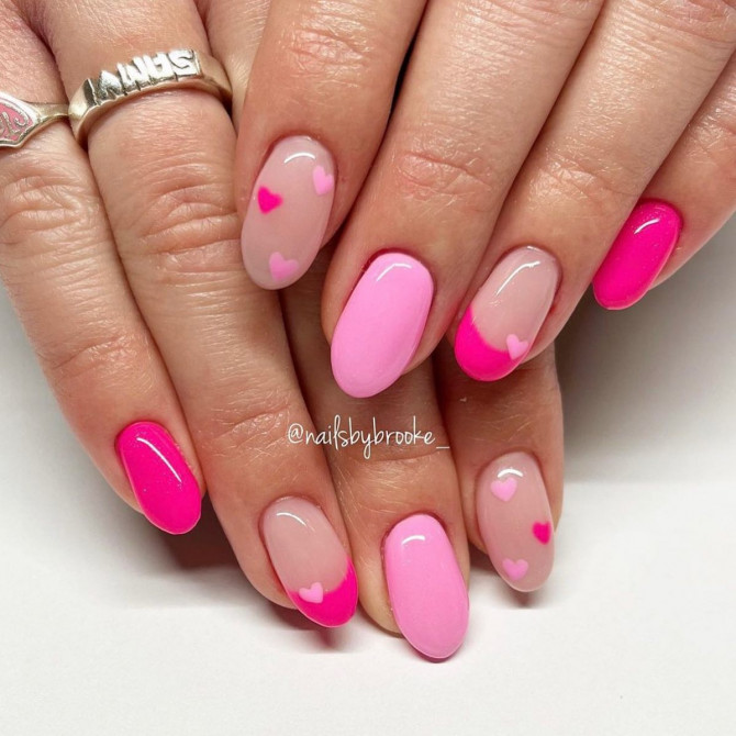 40 Best Valentine’s Day Nail Designs : Shades of Pink Nails