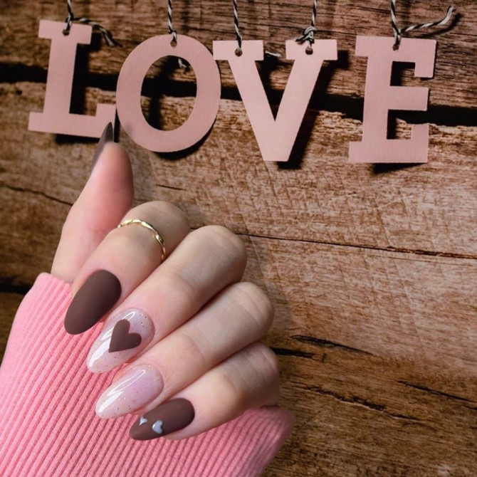 The 35 Cute Valentine’s Day Nails : Matte Brown & Nude Nails