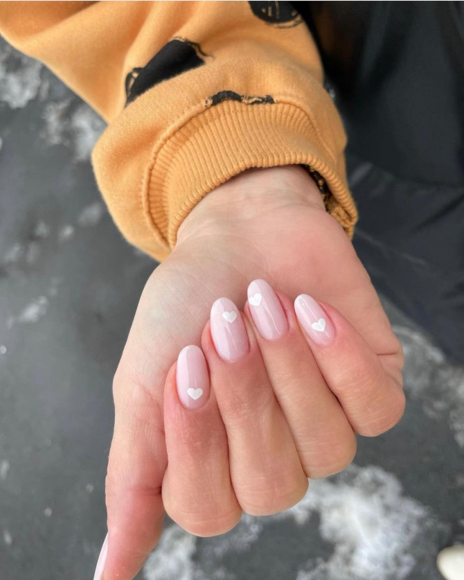 The 35 Cute Valentine’s Day Nails : White Heart Pink Nails