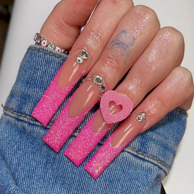 The 35 Cute Valentine’s Day Nails : Hot Pink French Tip Nails with Heart