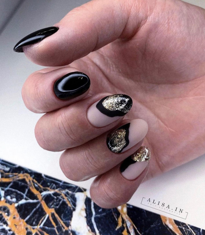 30 Best Black Nail Designs For 2022 : Geode Black and Gold Nail Design