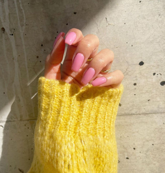 simple pink nails, spring nails 2022, spring nail colors