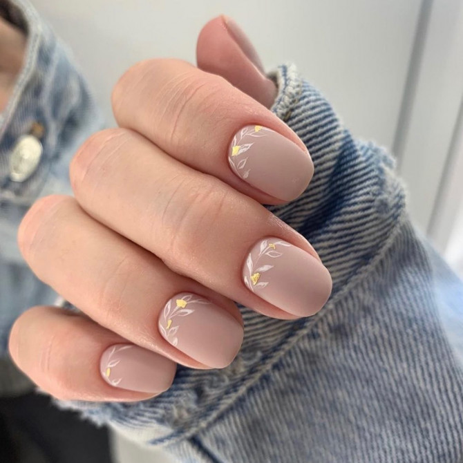 41 Best Spring Nails For 2022 : White Leaf Cuff Nude Short Nails