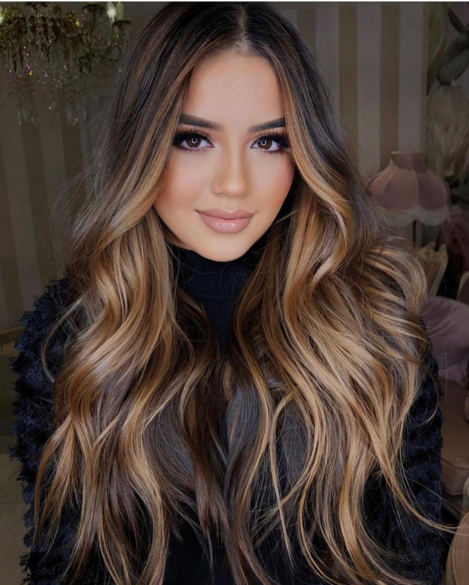 40 Hair Colour Ideas That You Should Try in 2022 : Golden Brown Blonde Balayage
