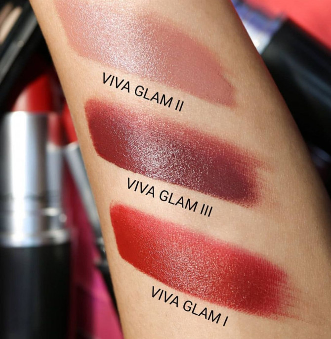 25 Mac Lipstick Swatches 2022 – Mac Lipstick Viva Glam