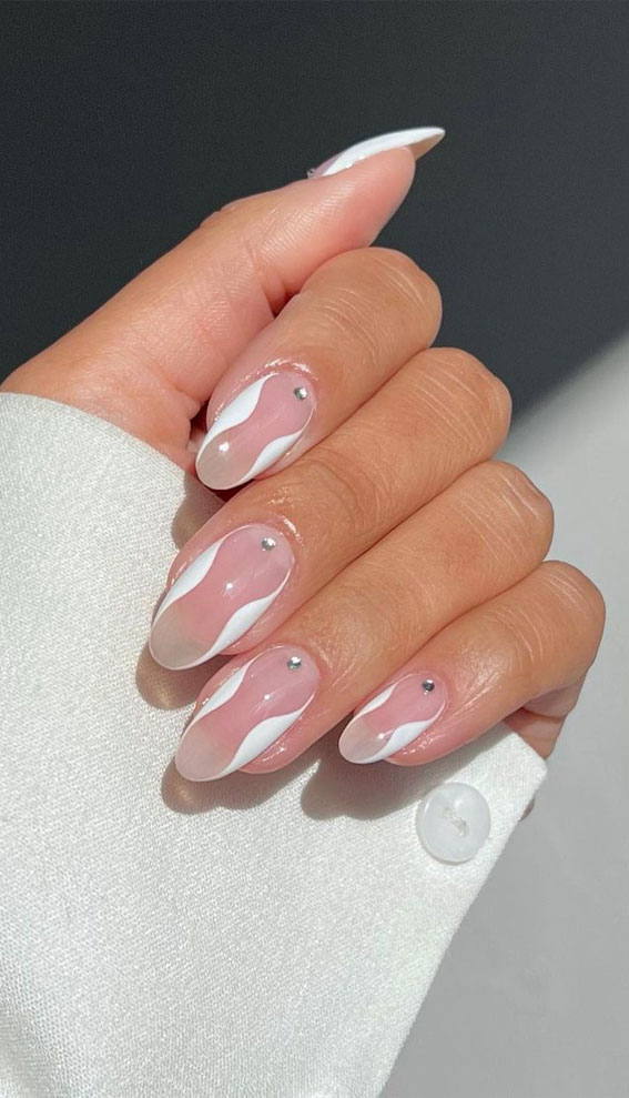 45 Trendy Spring Nails That’ll See Everywhere : White Euphoria Inspired Nail Art