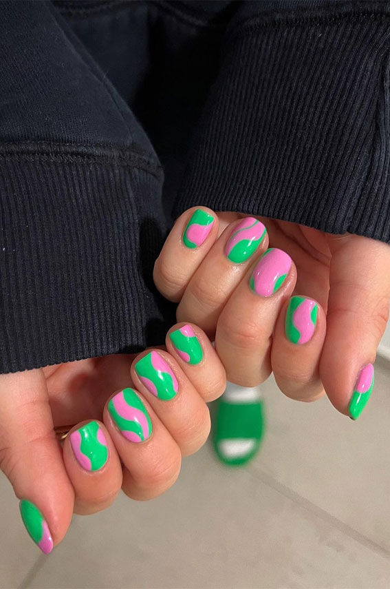 50 Trendy Summer Nail Colours & Designs : Green and Pink Abstract Short Nail Art