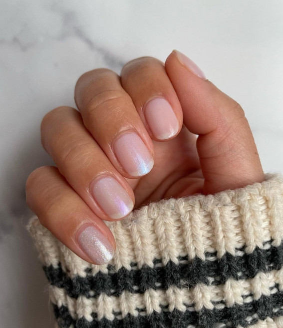 27 Glazed Donut Nails Trend : Shimmery Pearl Short Round Nails