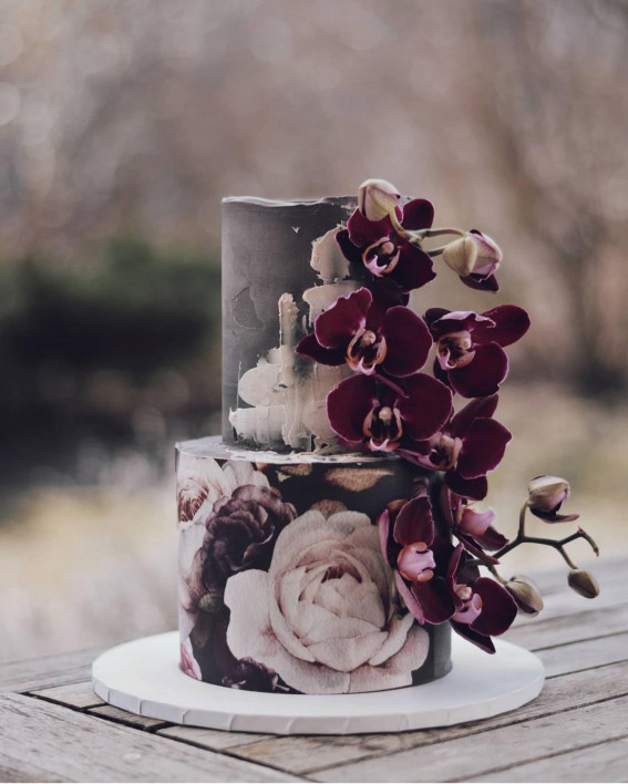 50 Wedding Cake Ideas for 2022 : Floral Painted Grey Cake