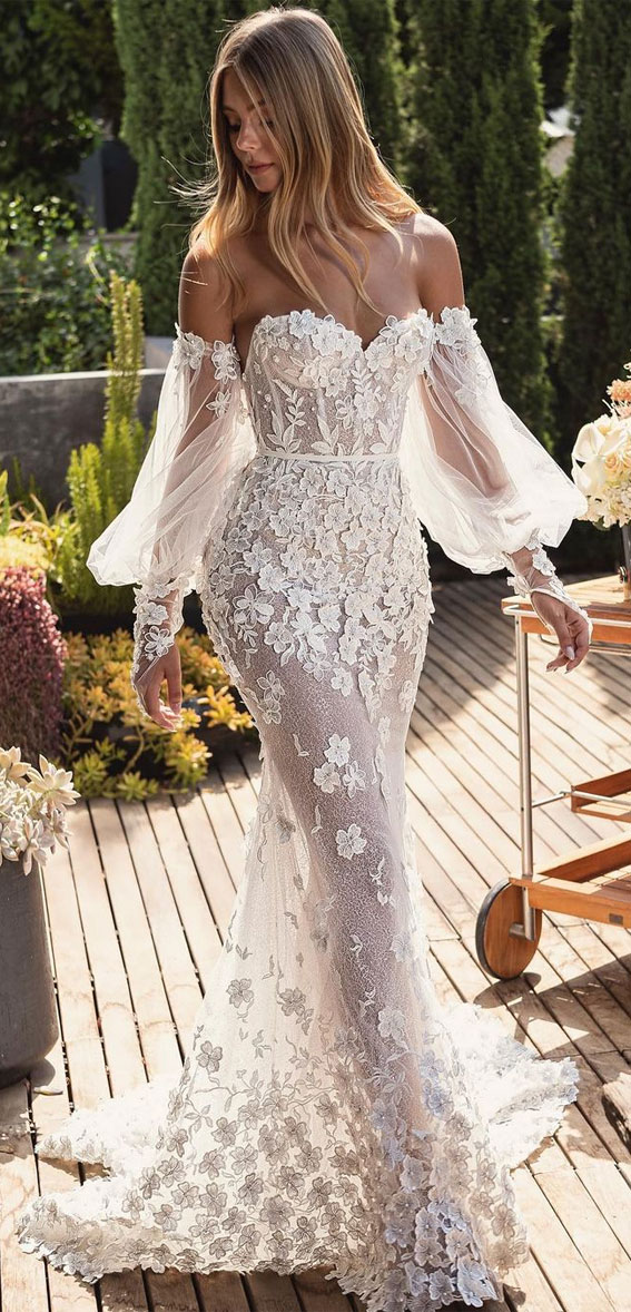 50 Wedding Dresses with Breathtaking Details : Sweetheart + 3D Floral Applique