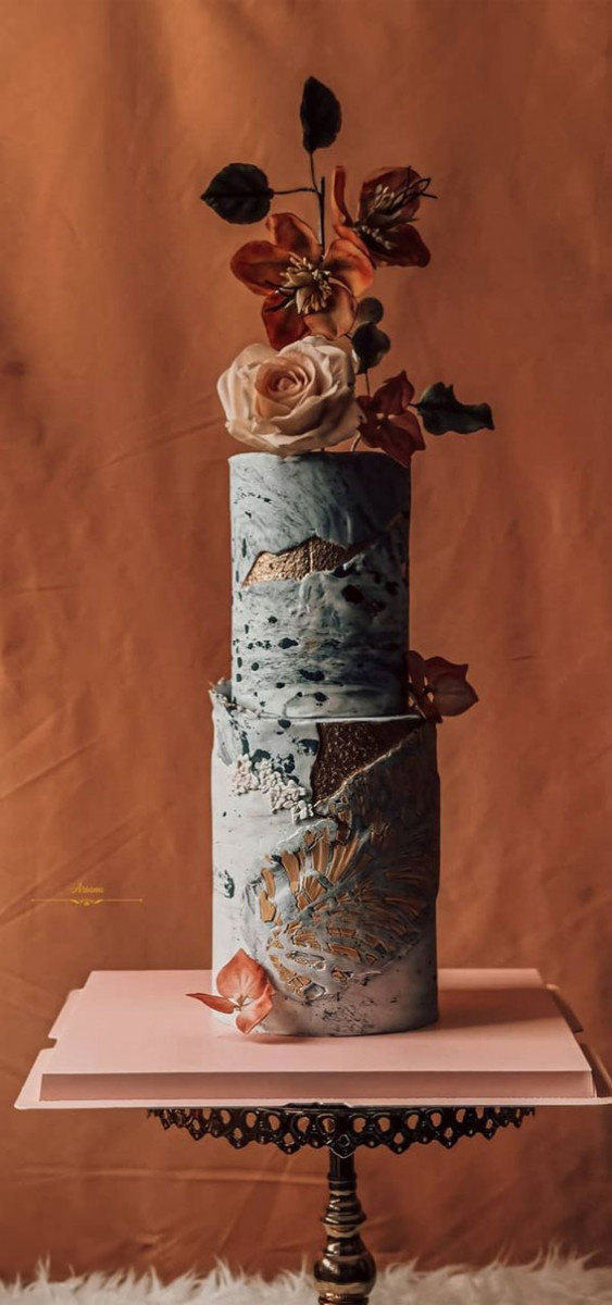 50 Wedding Cake Ideas for 2022 : Textured Marble Cake