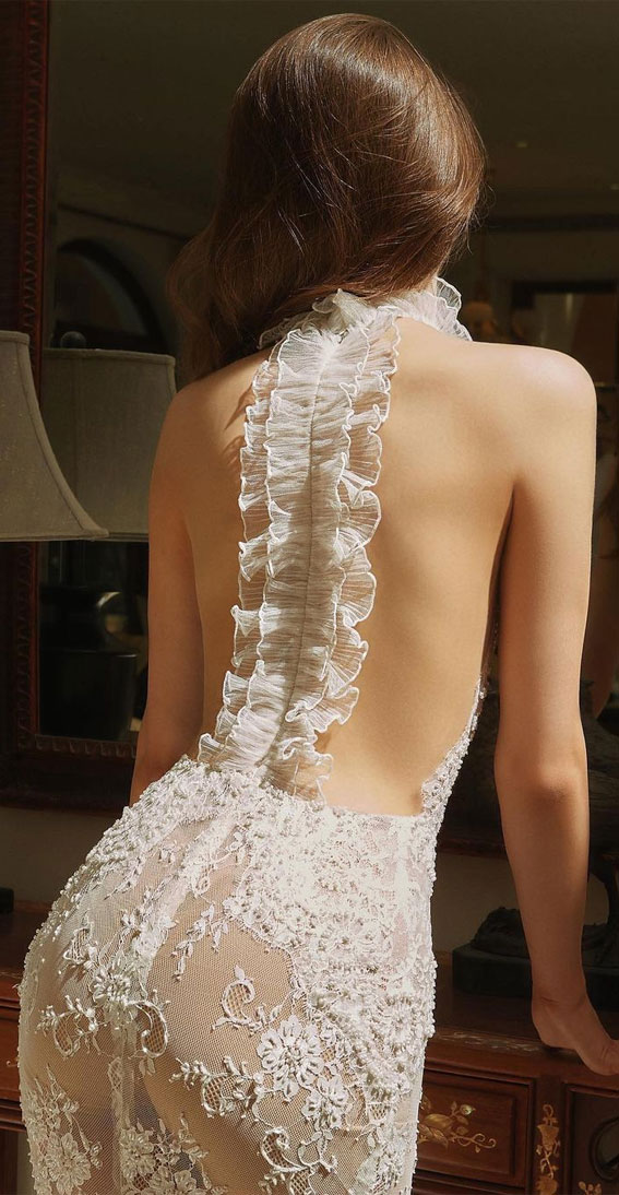 50 Wedding Dresses with Breathtaking Details : Ruffled Back Details