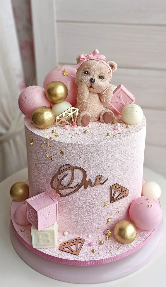 40 Cute First Birthday Cakes in 2022 : Gold Diamond Pink Cake