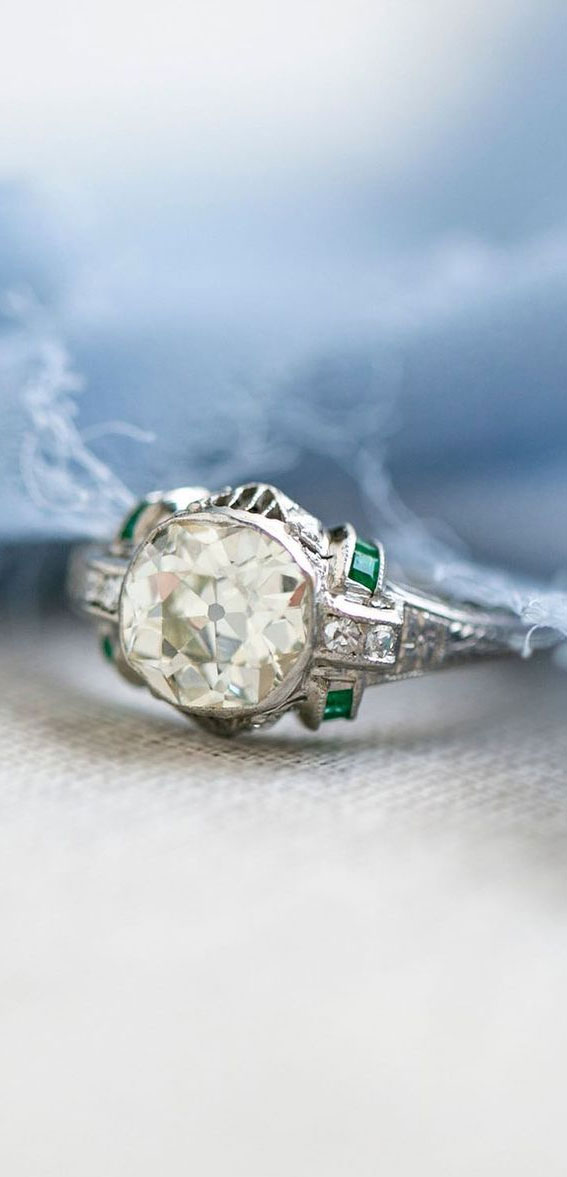 50 Stunning Engagement Rings in 2022 : Old Mine center diamond