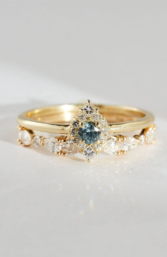 50 Stunning Engagement Rings in 2022 : Teal Sapphire Winter Vibe