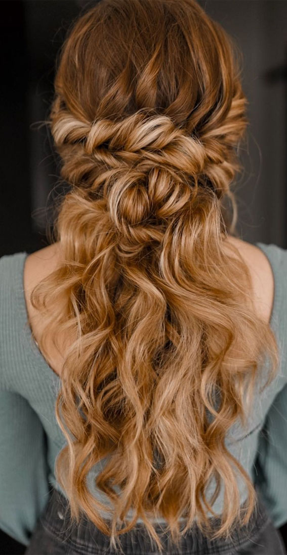 57 Different Wedding Hairstyles For Any Length : Messy + Textured Half Up
