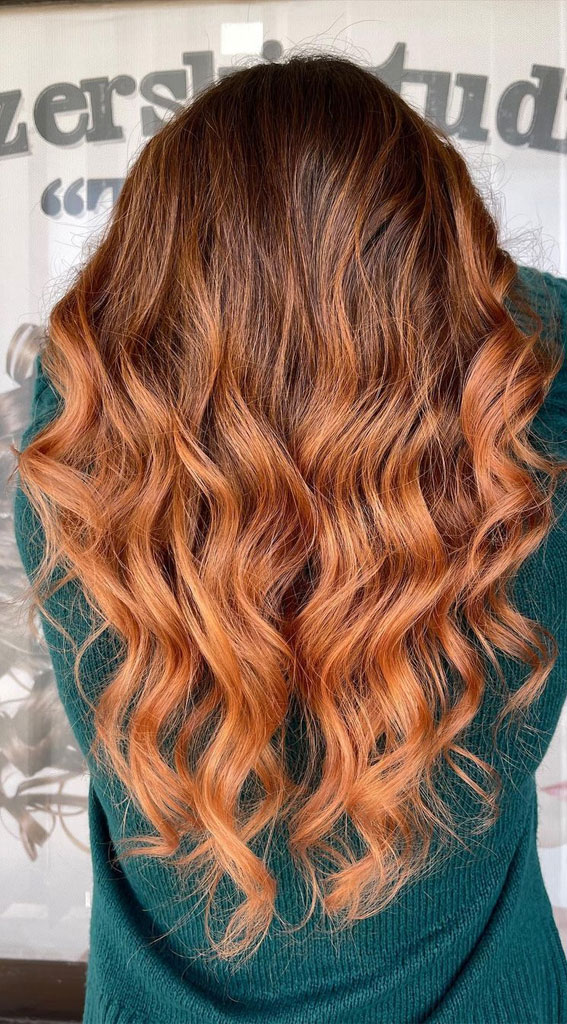 35 Copper Hair Colour Ideas & Hairstyles : Dark Root Copper Balayage