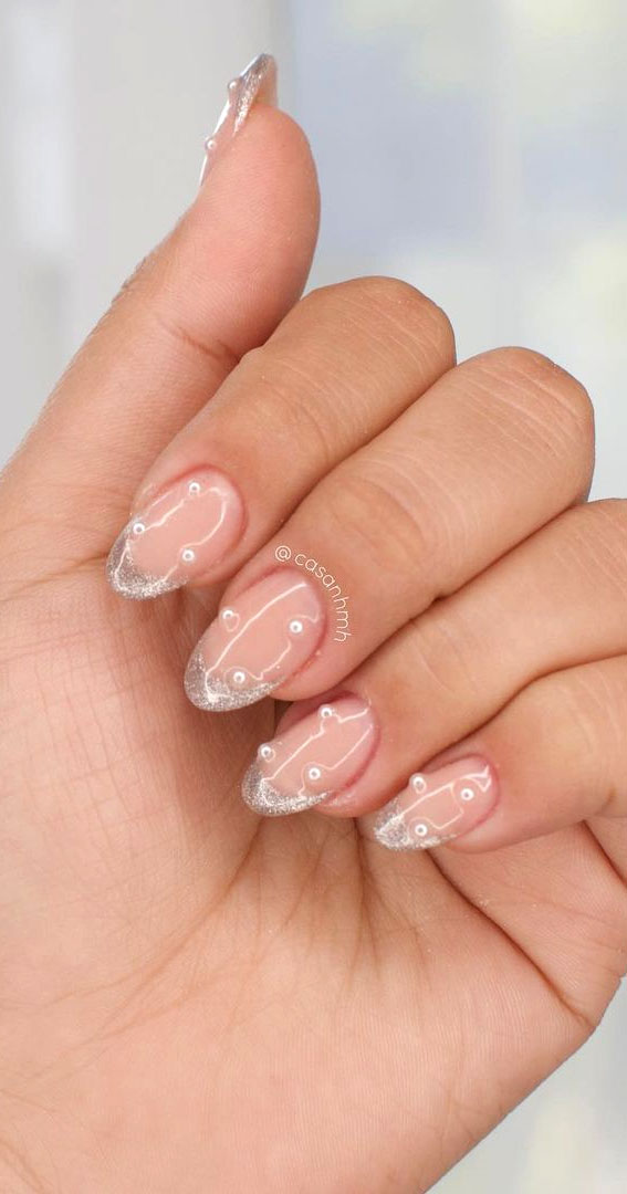 70+ Wedding Nails For Brides : Glitter French Pearl Nails