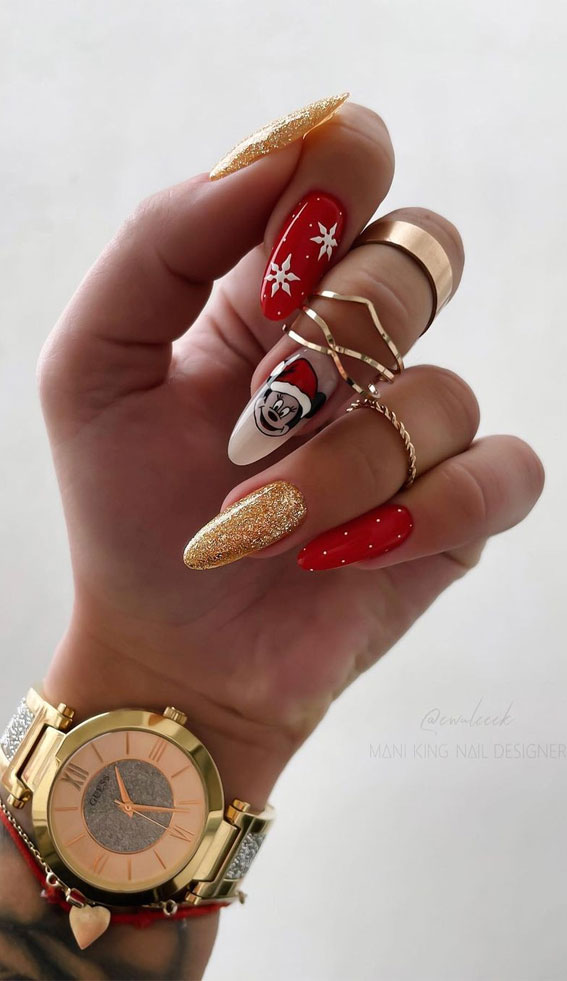 50+ Best Festive Christmas Nails : Mickey Mouse, Glitter & Red Almond Nails
