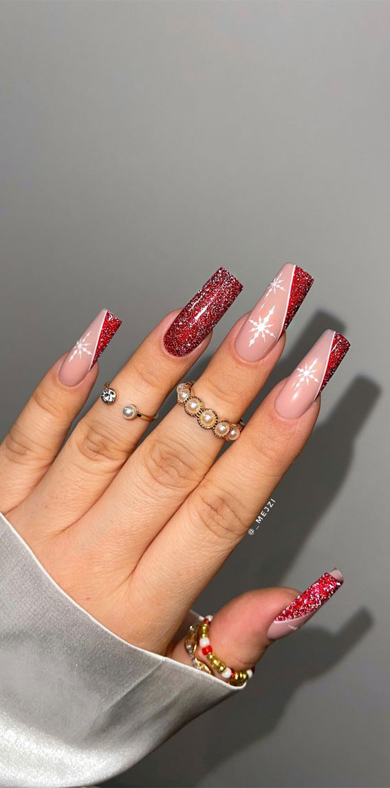 50+ Best Festive Christmas Nails : Shimmery Red Nails